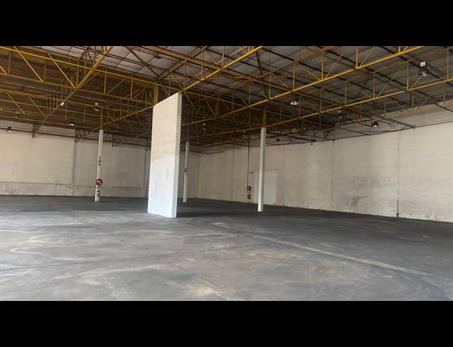 2,737M² WAREHOUSE TO LET IN HERMANSTAD